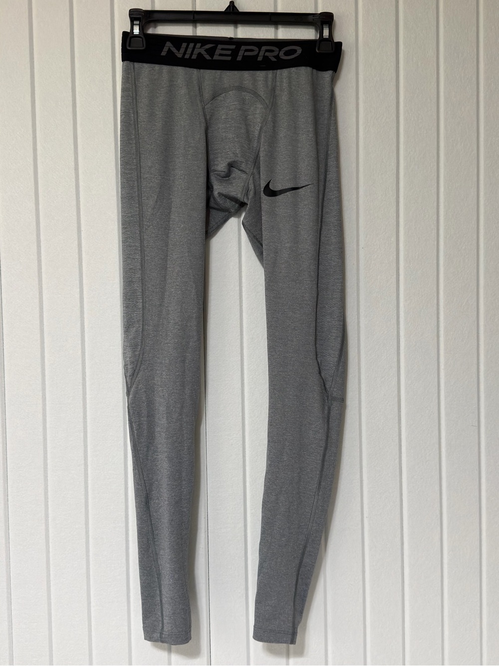 Nike Light Gray Pro Compression Leggings - NWOT